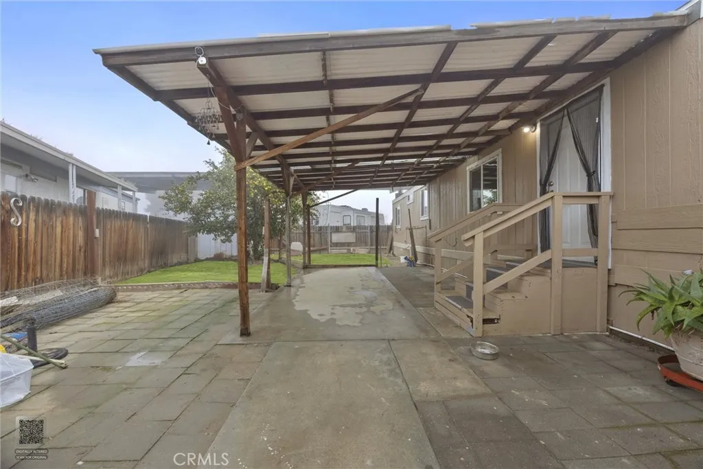 main property photo 17