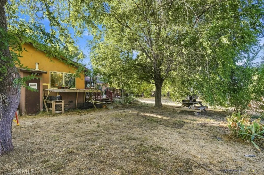main property photo 30