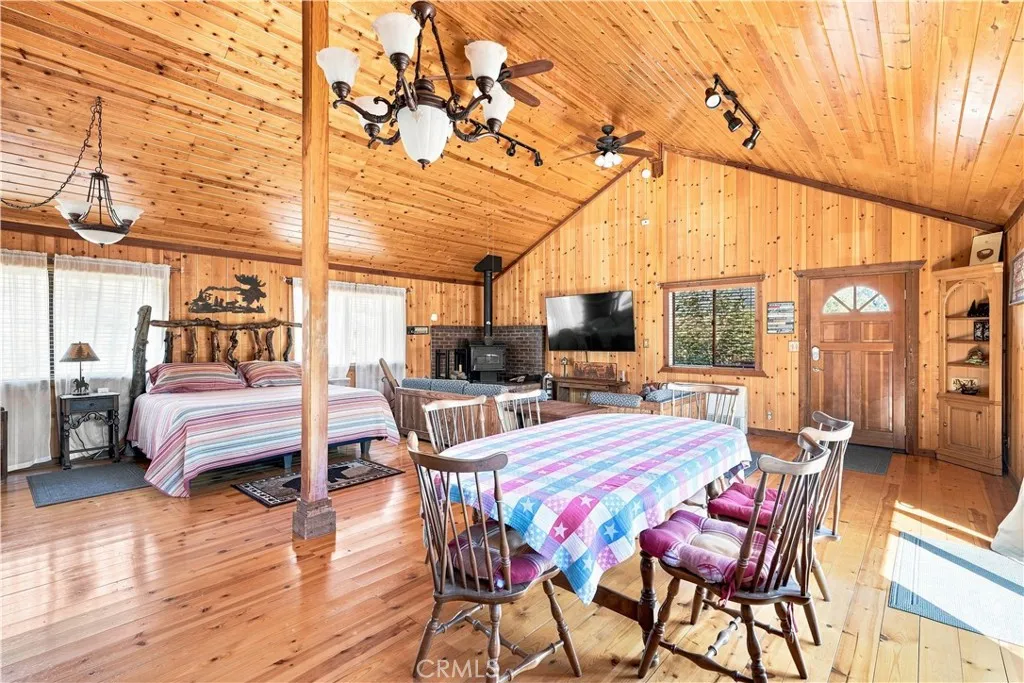 main property photo 68