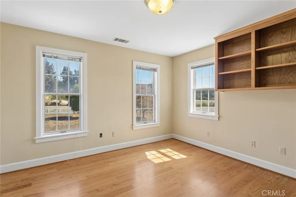 main property photo 48