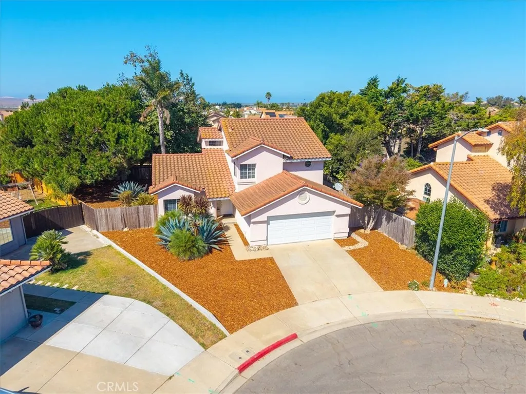 main property photo 5