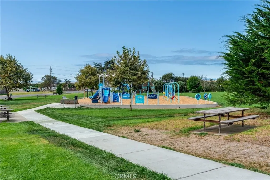 main property photo 41