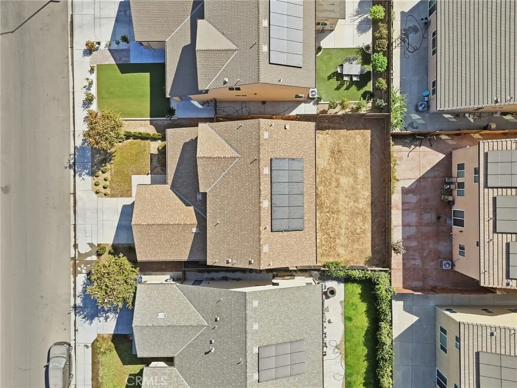 main property photo 41