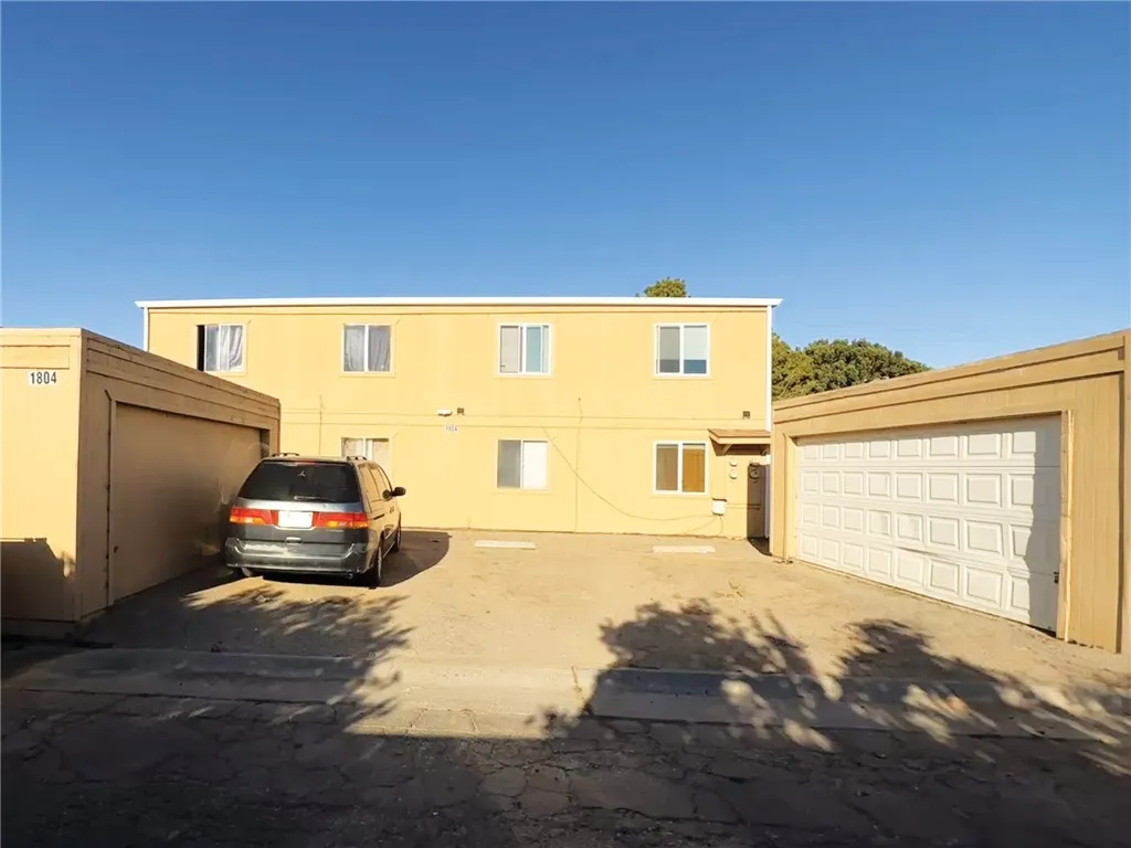main property photo 3