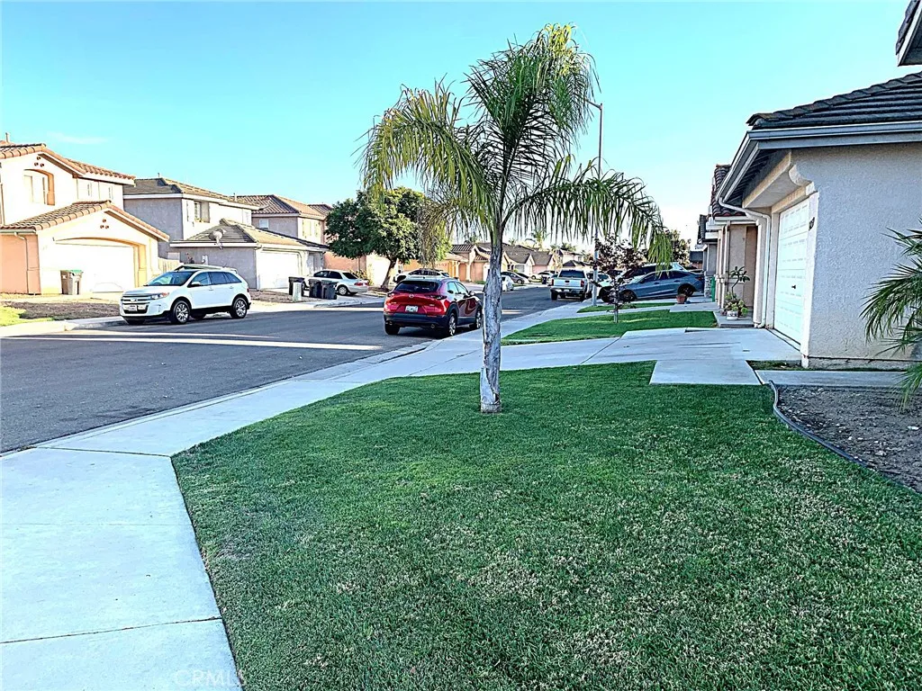 main property photo 6