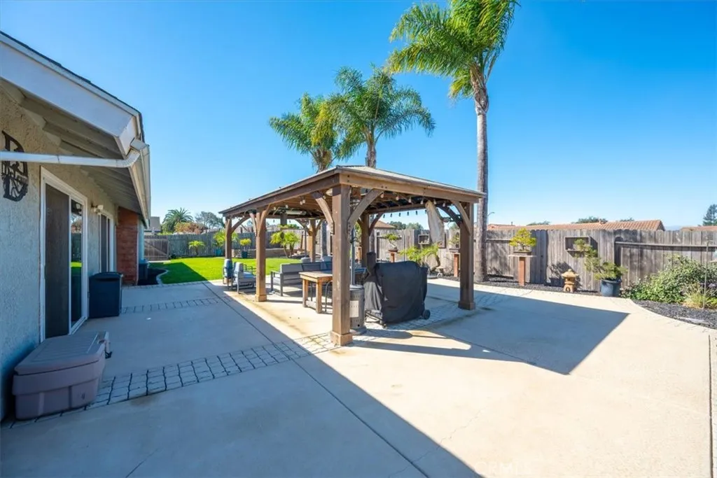 main property photo 60