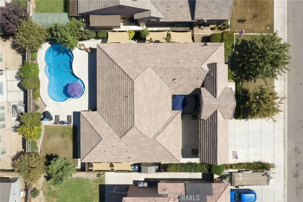 main property photo 65