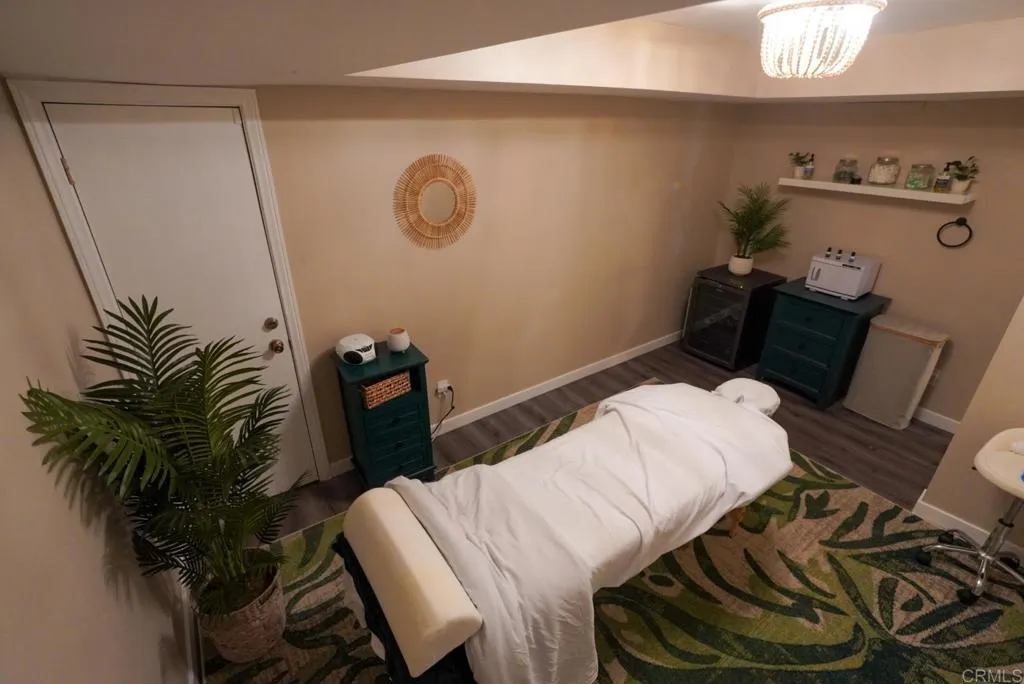 main property photo 69