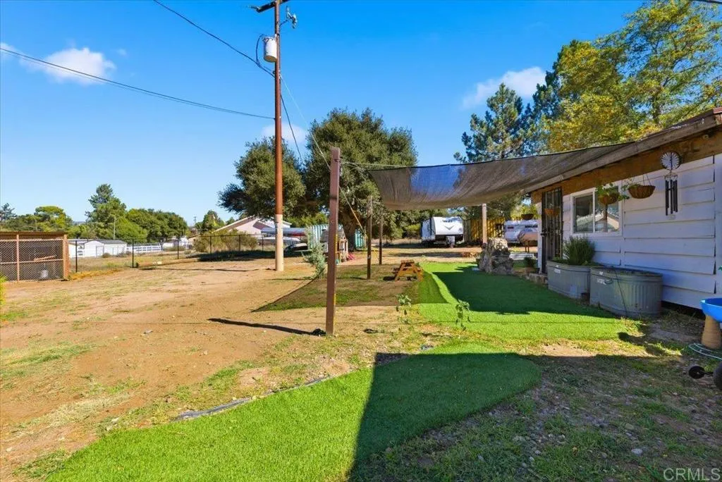 main property photo 27