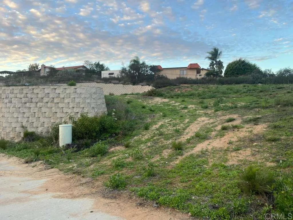 main property photo 16