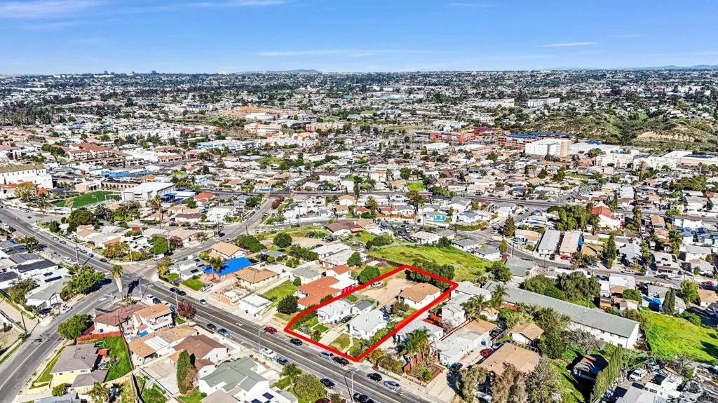 main property photo 13