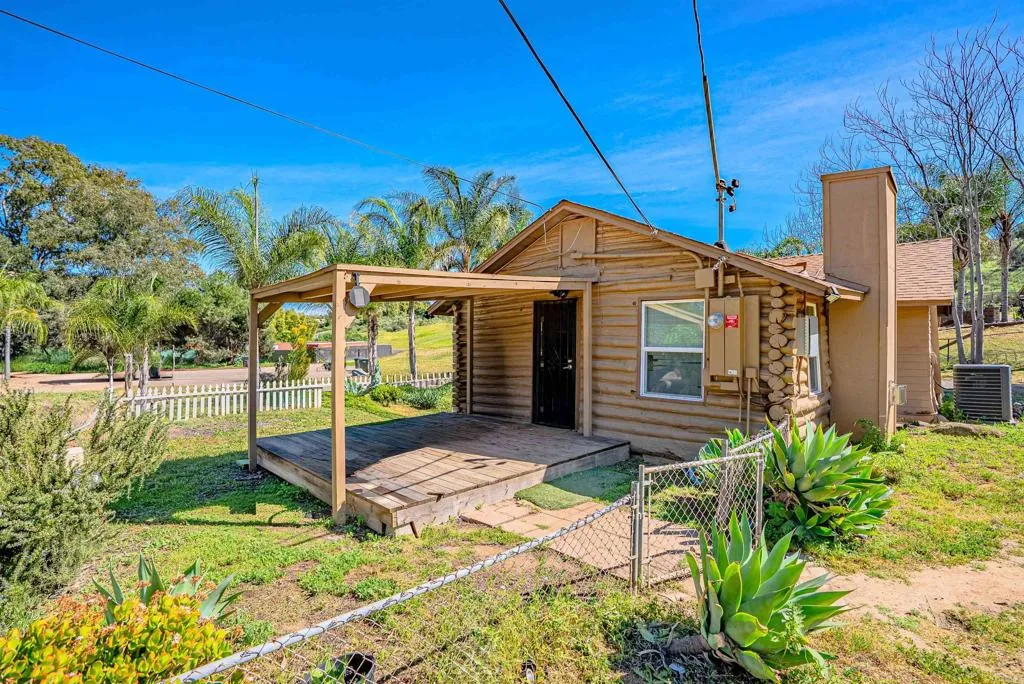 main property photo 13