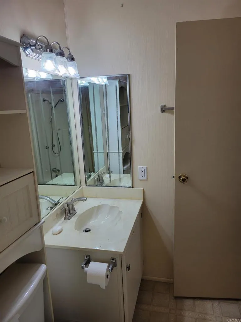main property photo 65