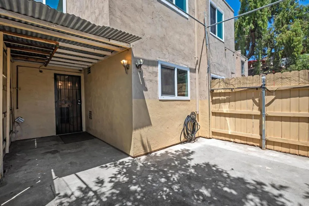 main property photo 15