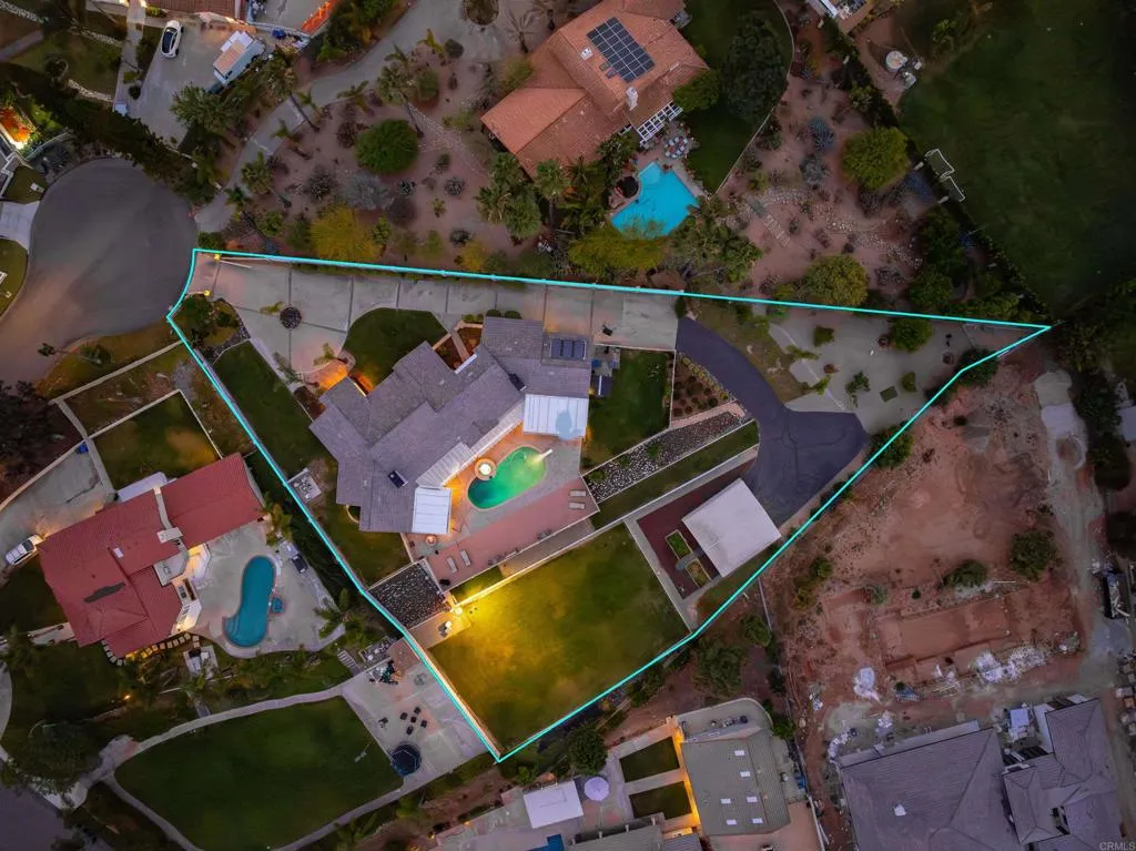 main property photo 34