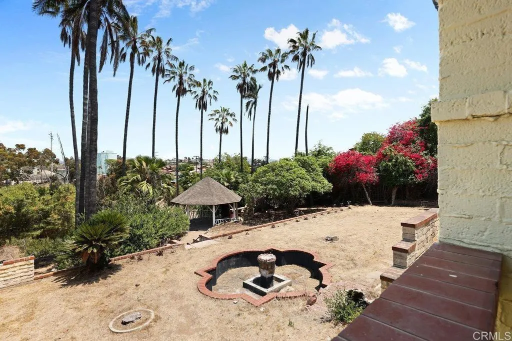 main property photo 18