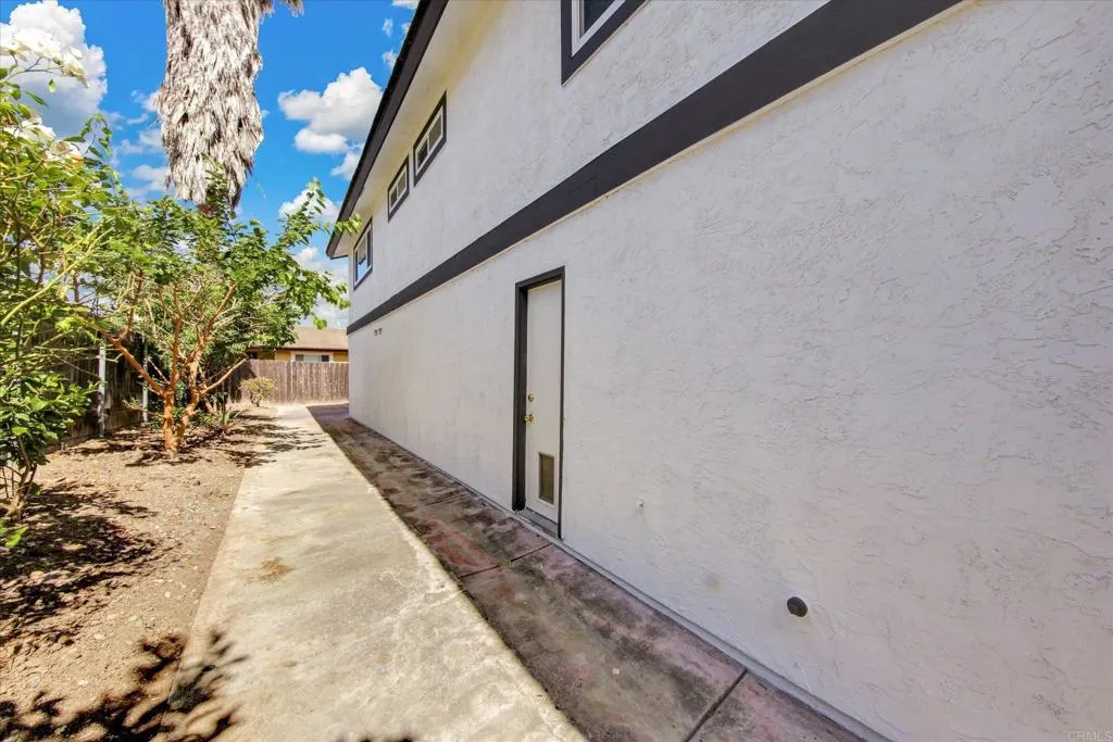 main property photo 45