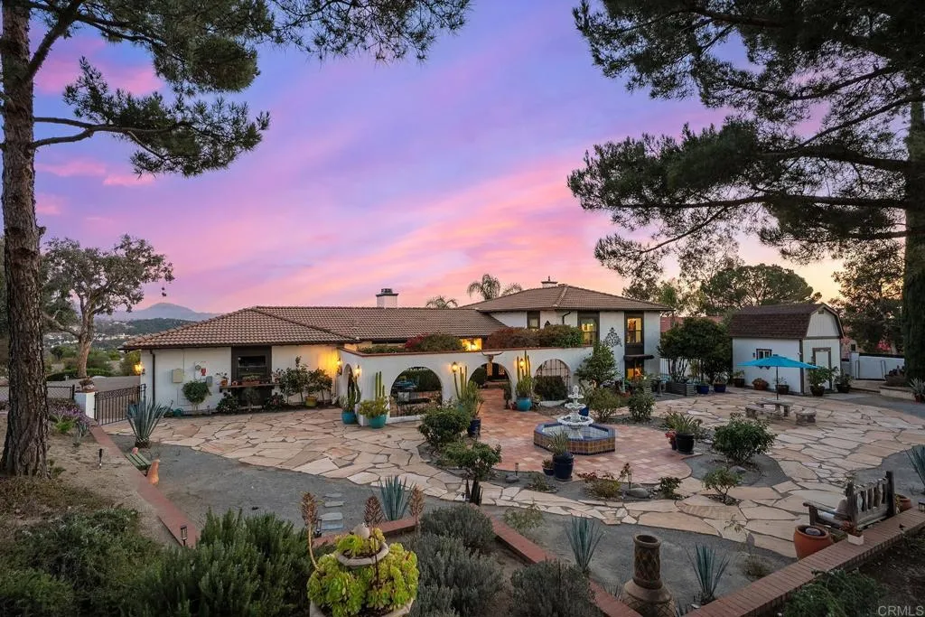 main property photo 5