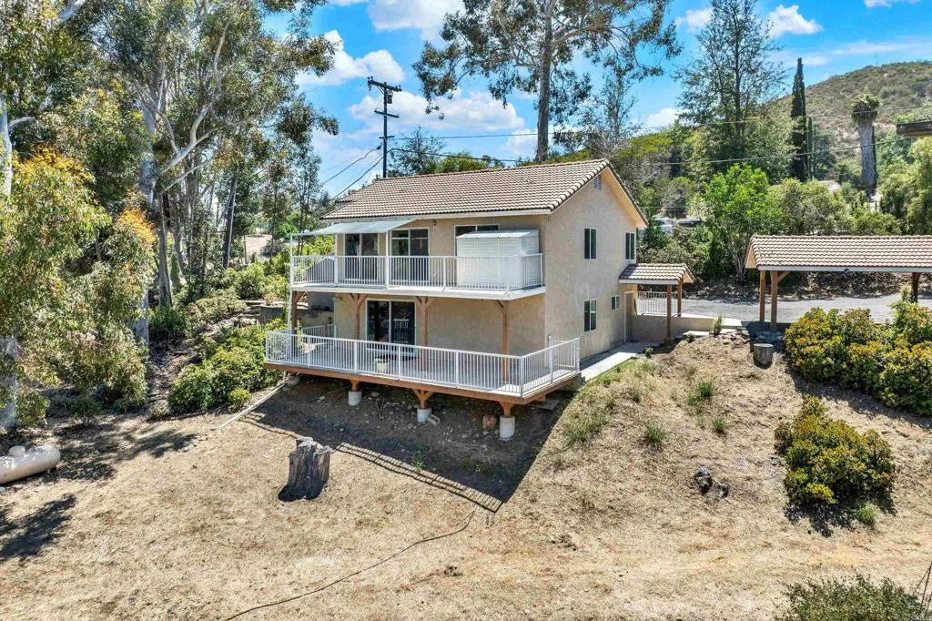 main property photo 45