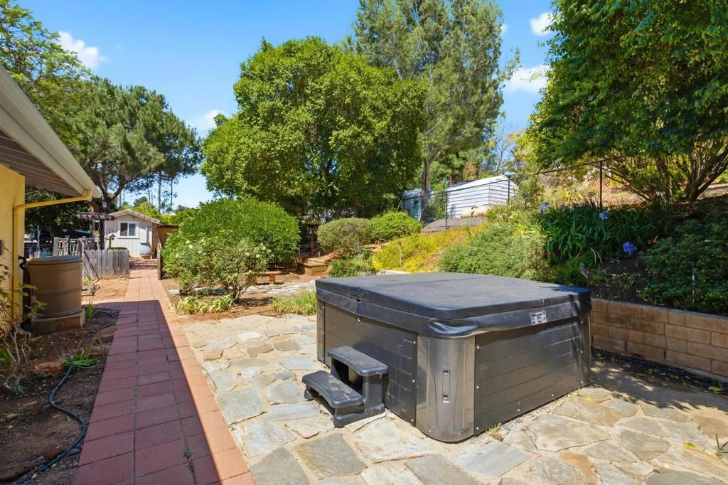 main property photo 51