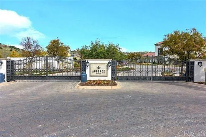 main property photo 66
