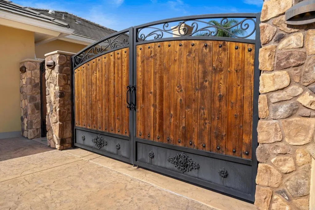 main property photo 71