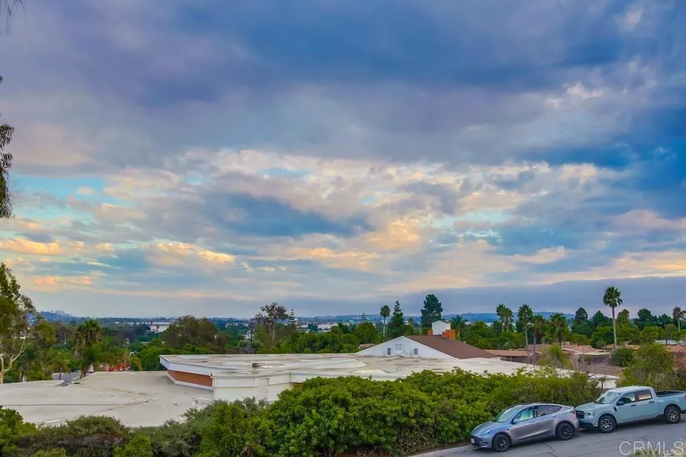 main property photo 68