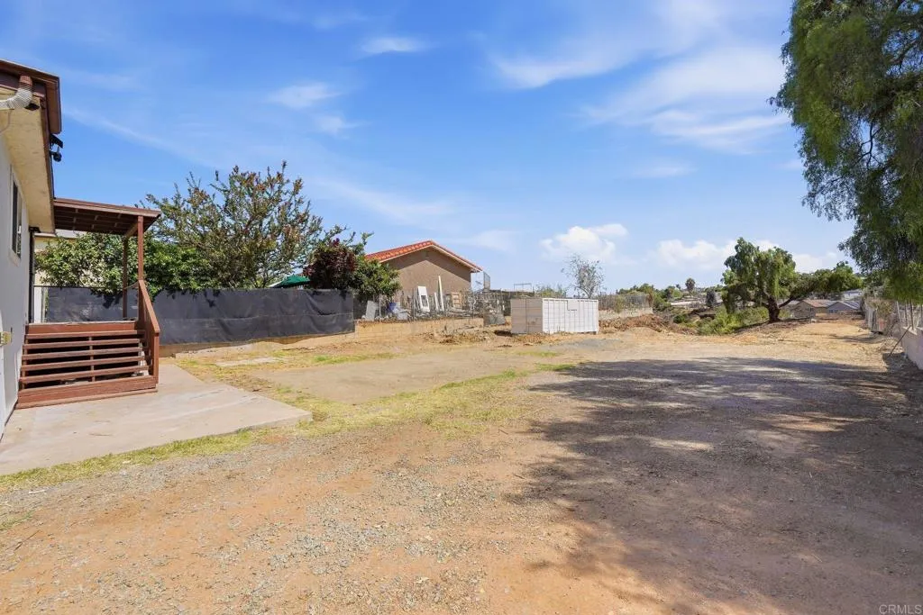 main property photo 30