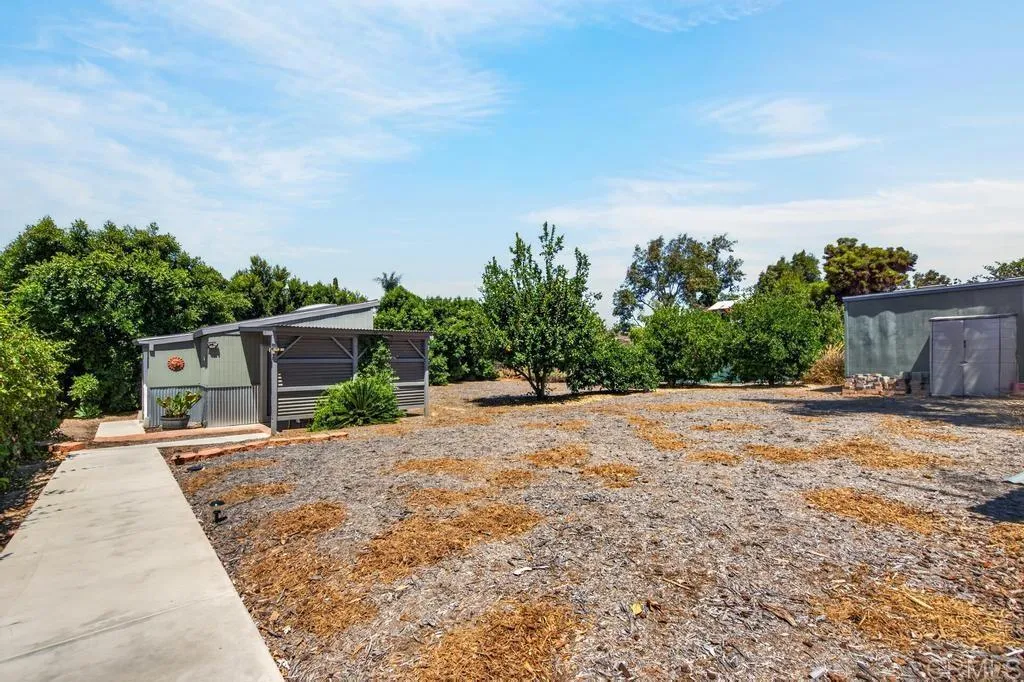 main property photo 41