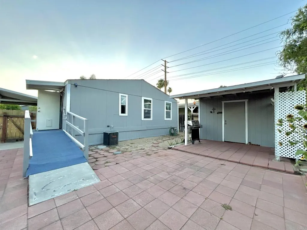 main property photo 22
