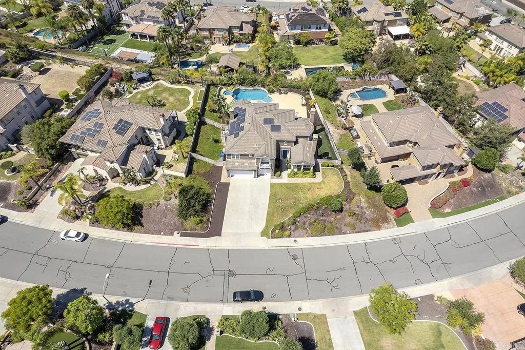 main property photo 73