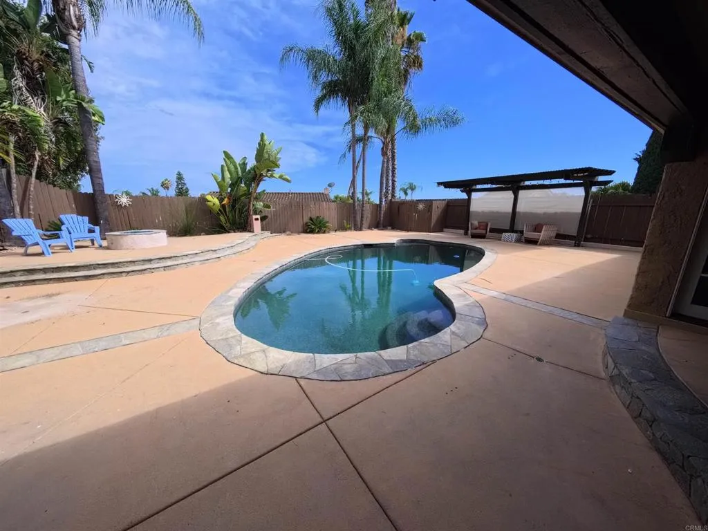 main property photo 26
