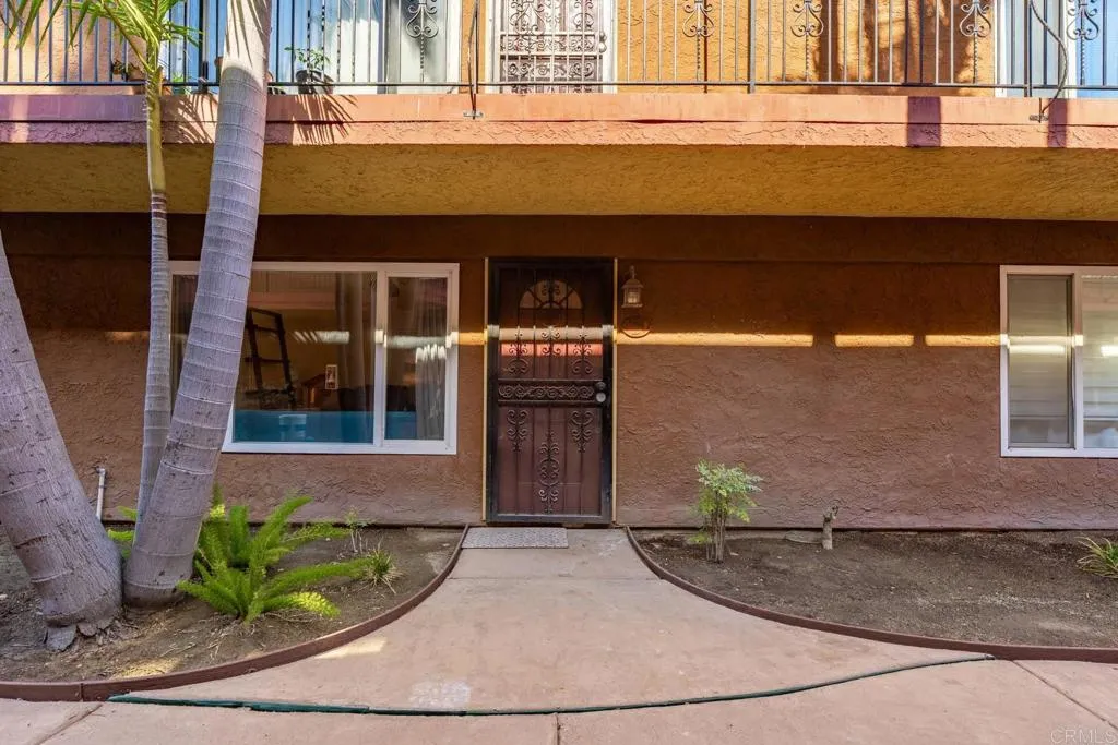 main property photo 11