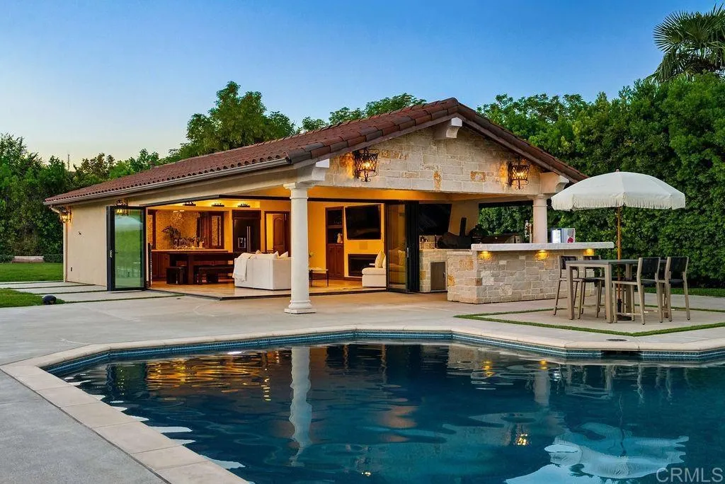 main property photo 59