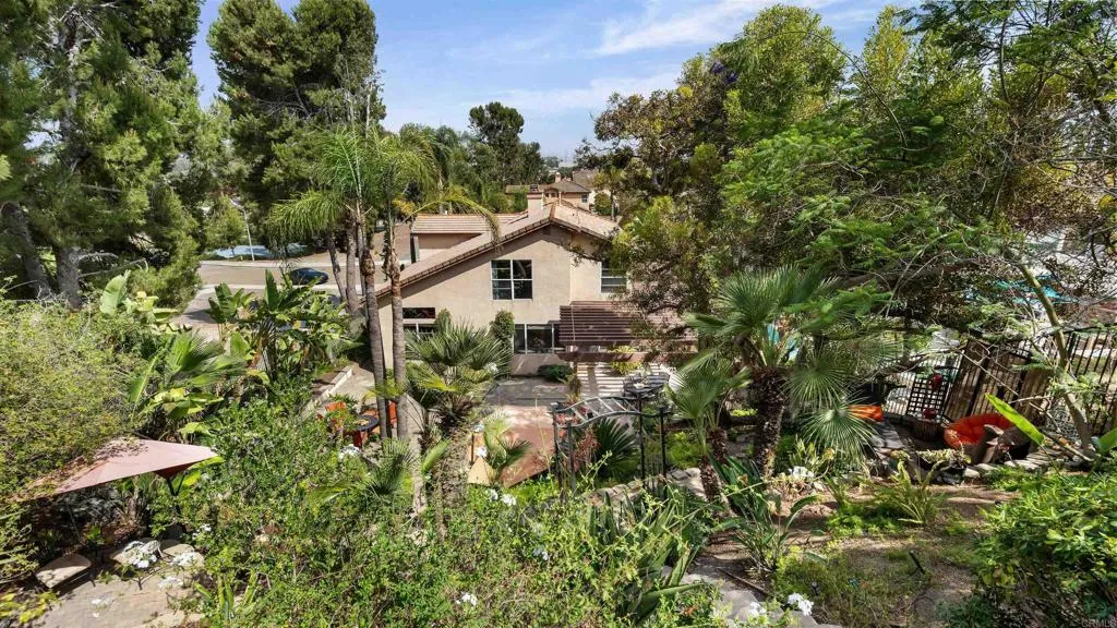 main property photo 49