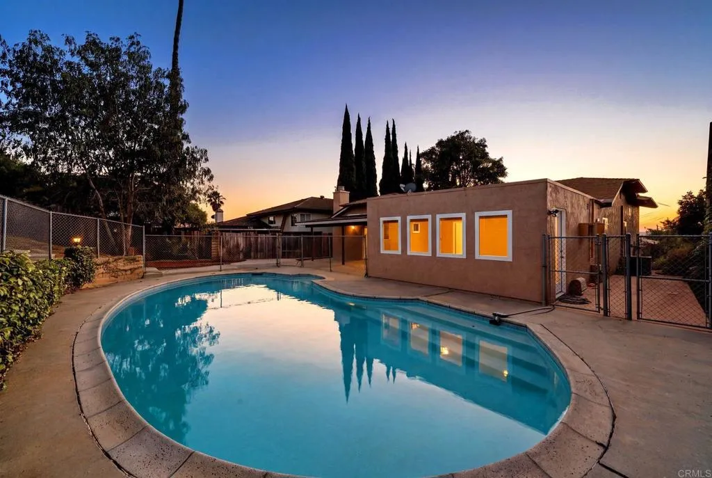 main property photo 60