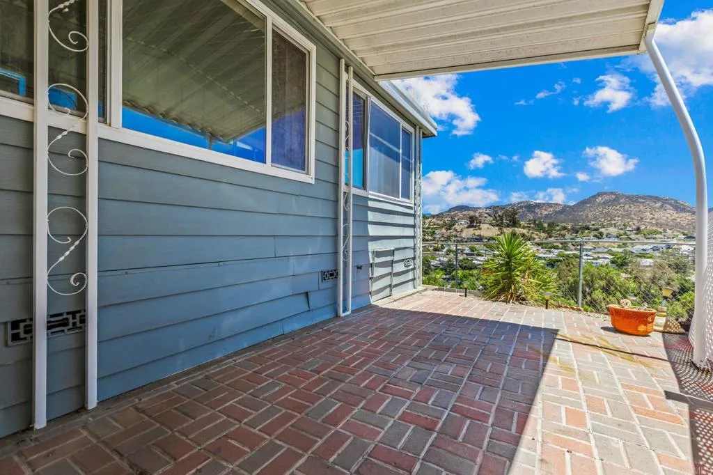 main property photo 44
