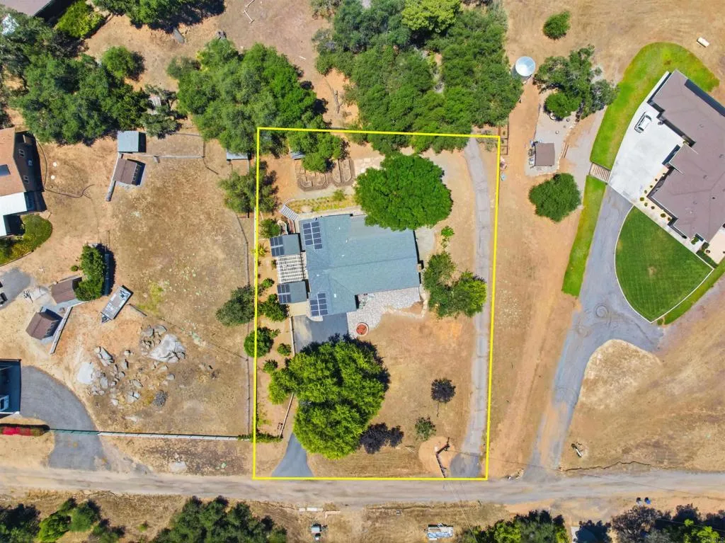 main property photo 27