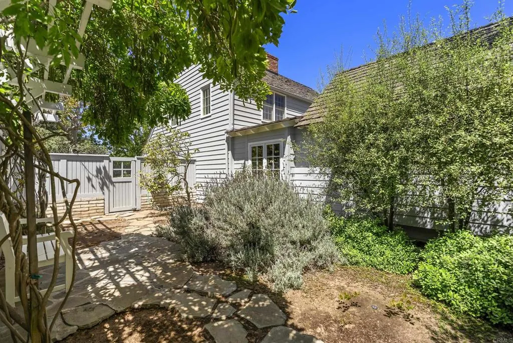 main property photo 68