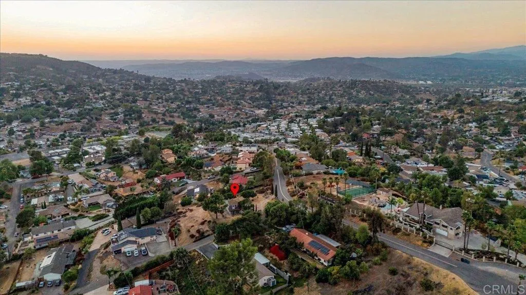 main property photo 25
