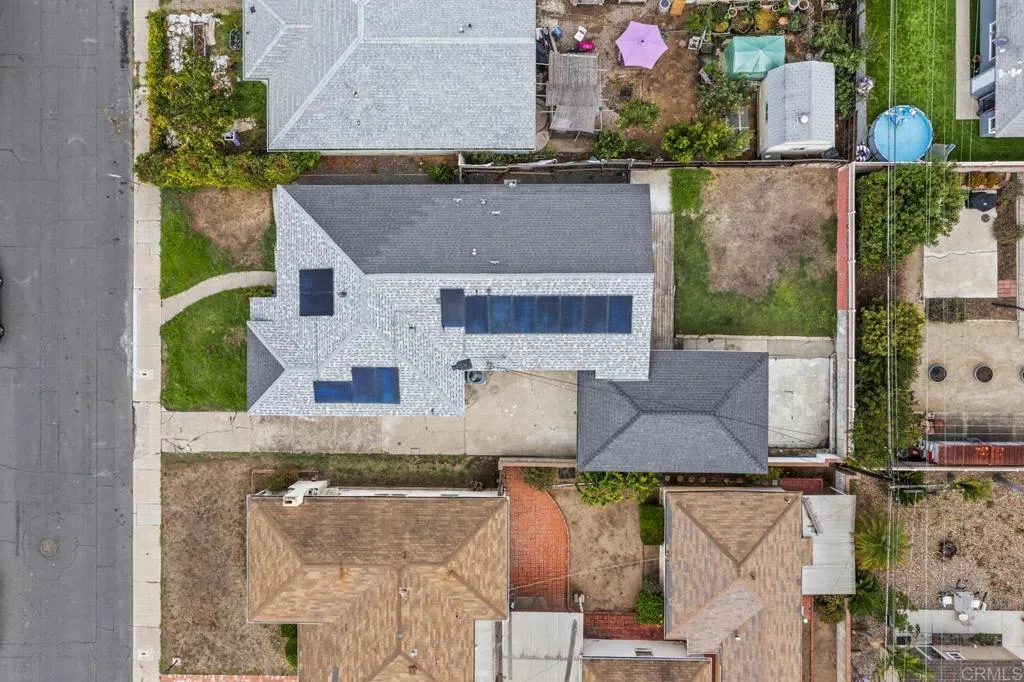 main property photo 31