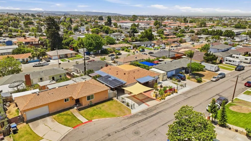 main property photo 66