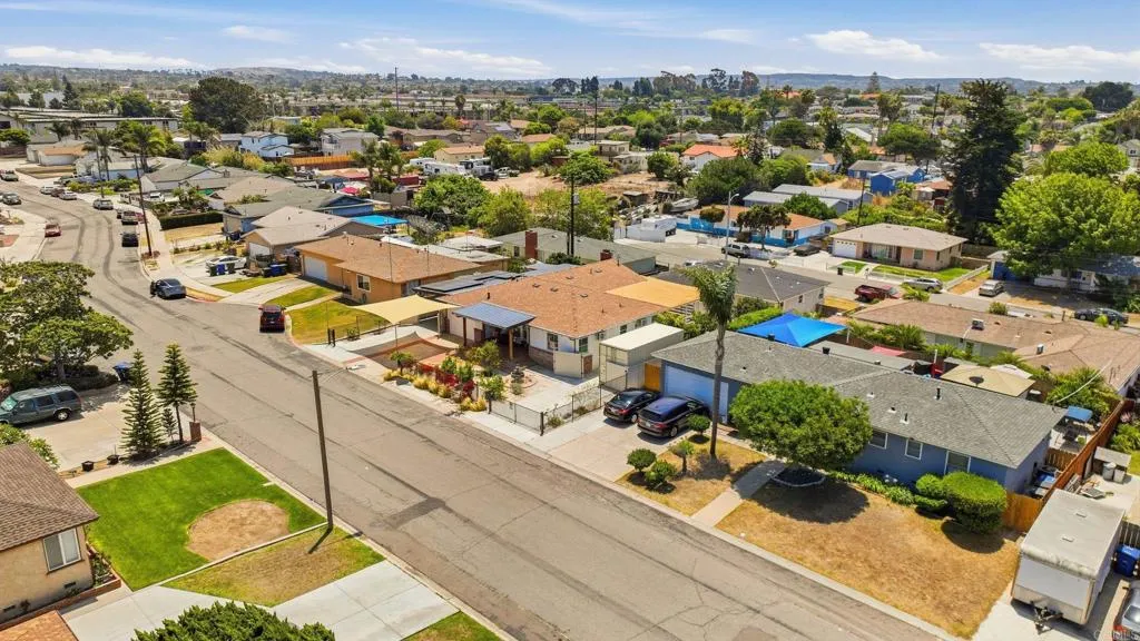 main property photo 67