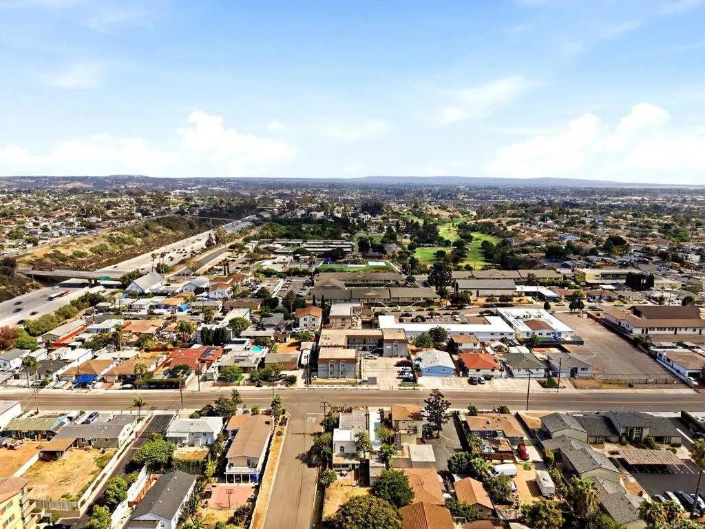 main property photo 36