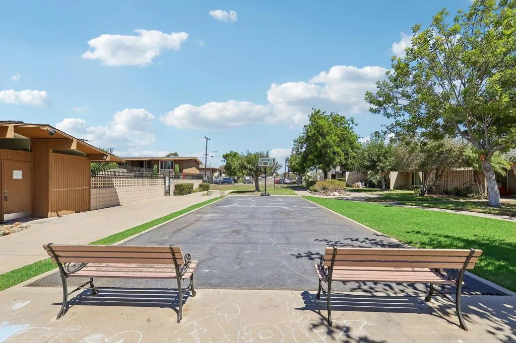main property photo 61