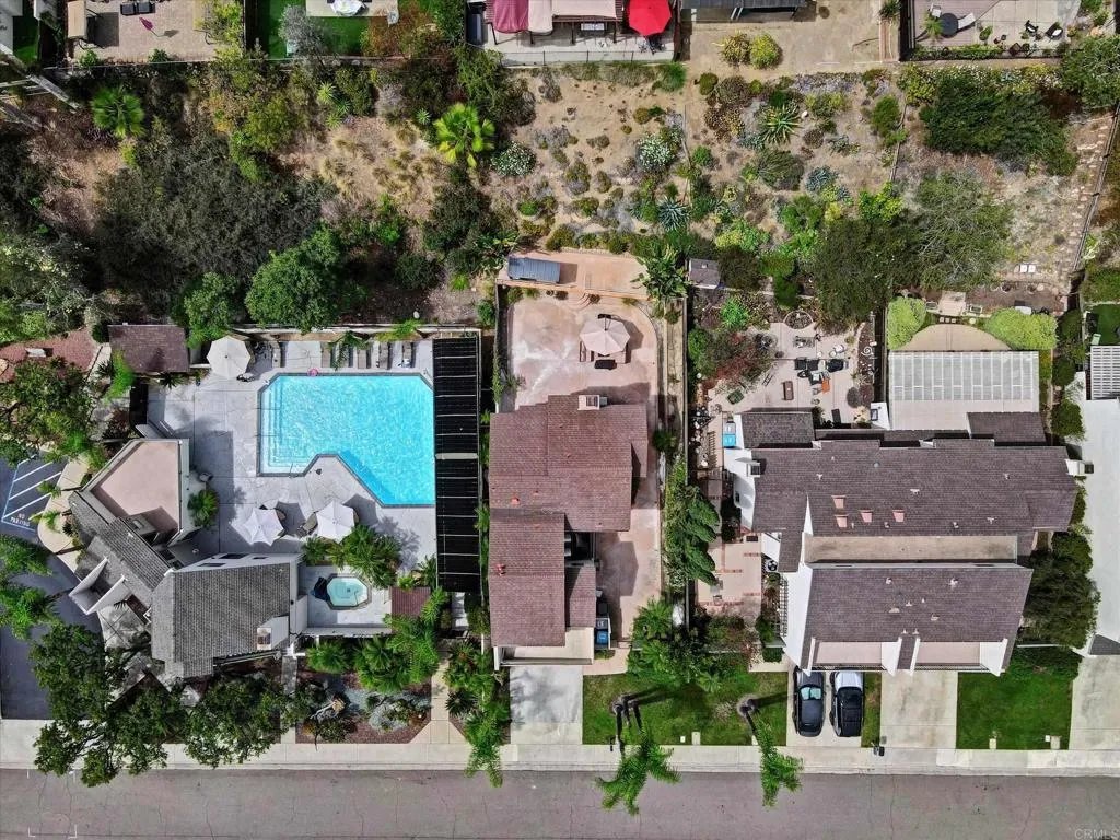 main property photo 64