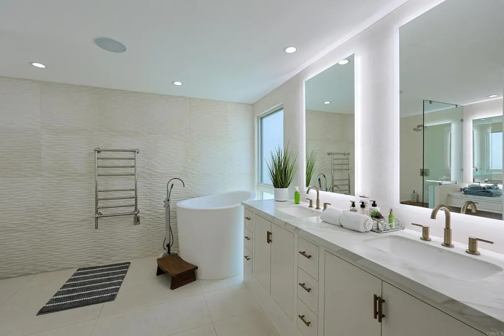 main property photo 63