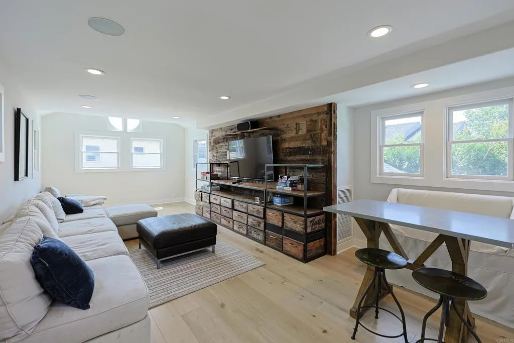 main property photo 68