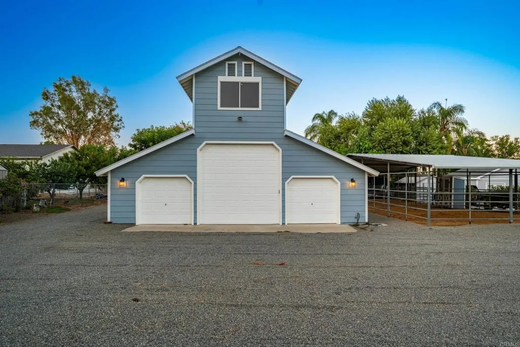 main property photo 46