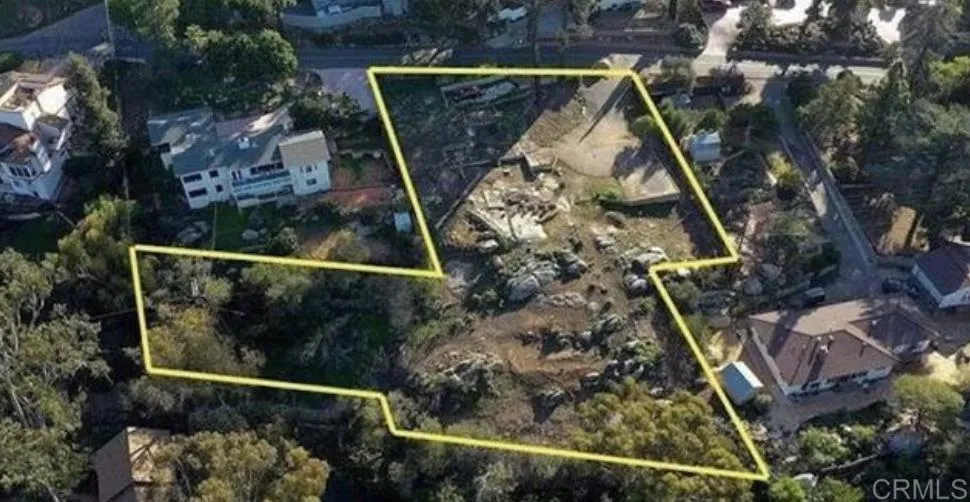 main property photo 13